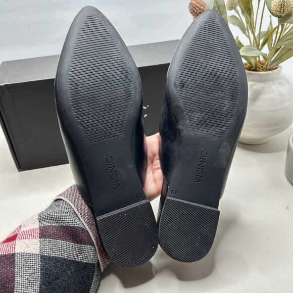 Vionic, Starling Black Leather Slip-On Flat Mule with Arch Support. Women US 9 M - Picture 12 of 14